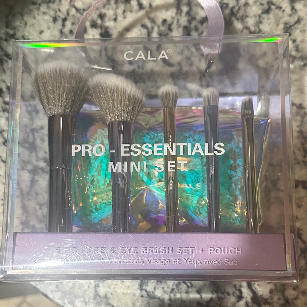 CALA Pro-Essentials Mini Brush Set